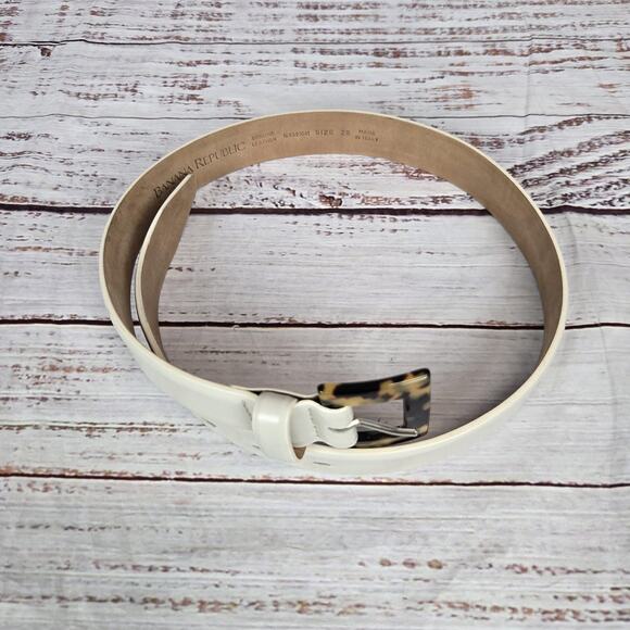 Banana Republic Belt Womens 28 White Leather Tortoise Buckle Made in Italy Class - Picture 2 of 5